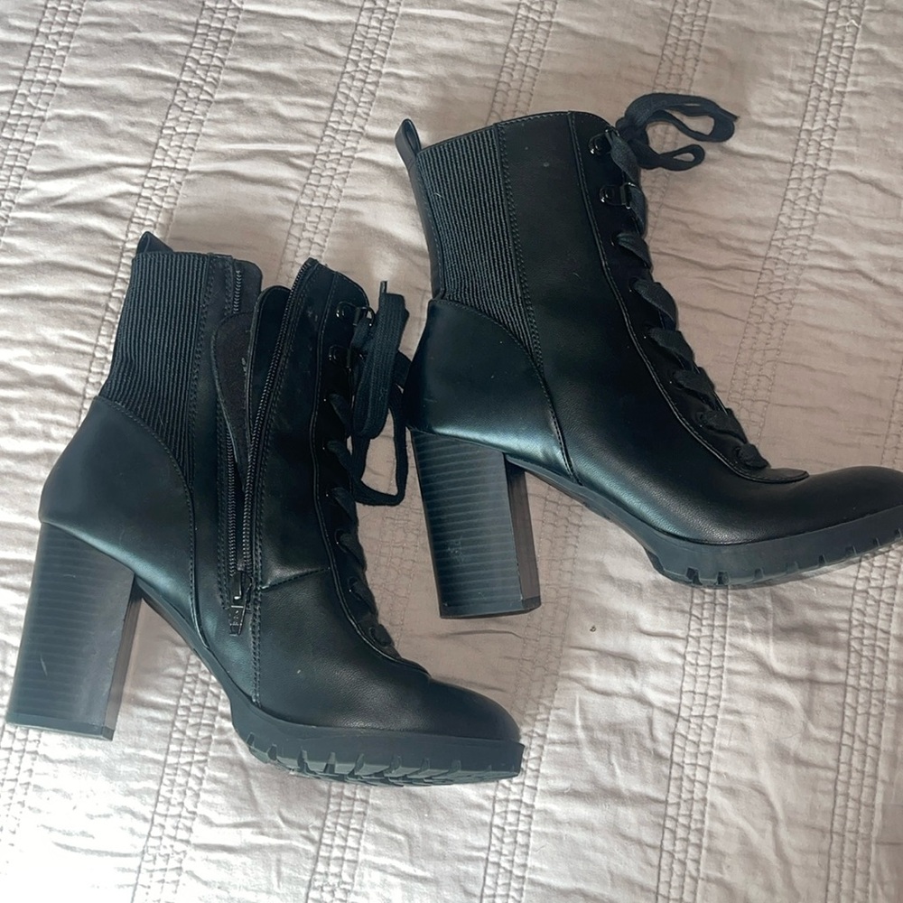 Black Lace up boots